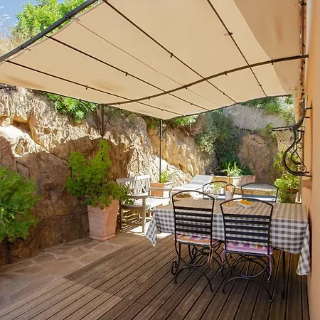 Coustelline Apartment *