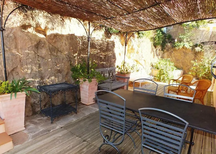 Apartman Coustelline